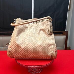 EUC Coach Gold Jaquard patterned Bag